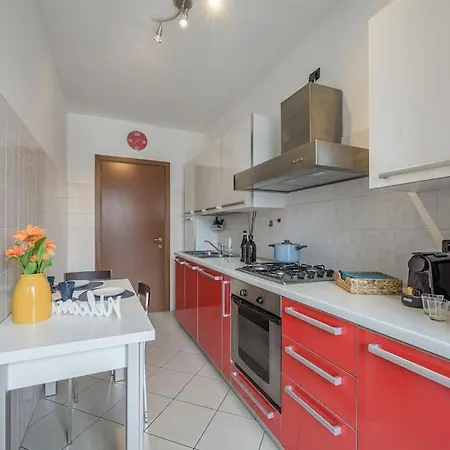 Near Duomo - Free Parking -terrace - Metro - Ac * 밀라노