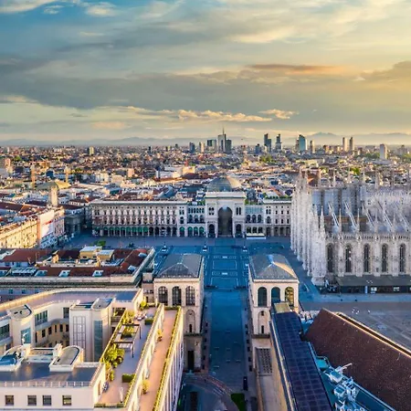 Near Duomo - Free Parking -terrace - Metro - Ac * 밀라노